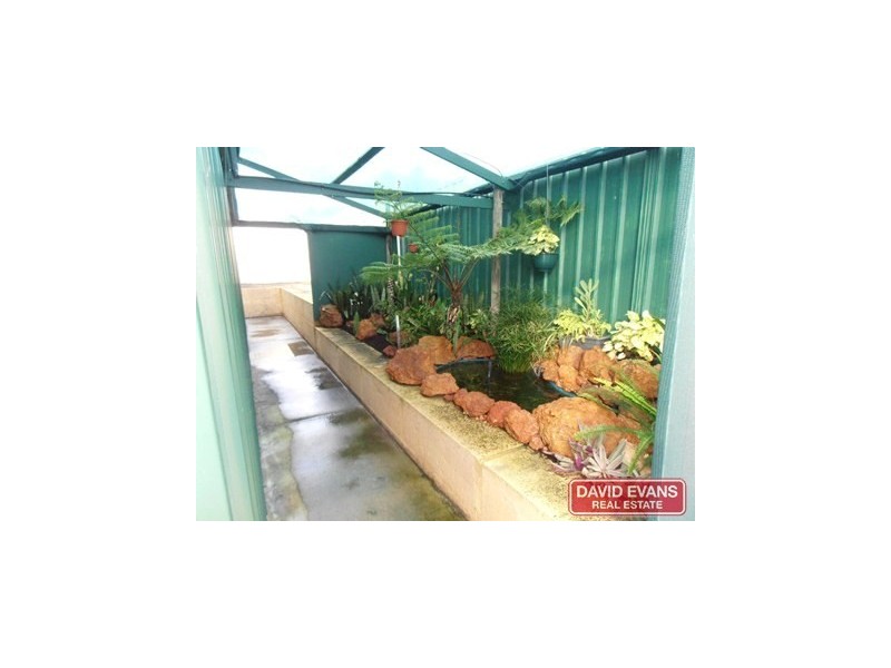 42 Thompson Drive, Wanneroo WA 6065