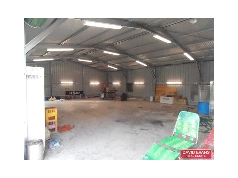 42 Thompson Drive, Wanneroo WA 6065