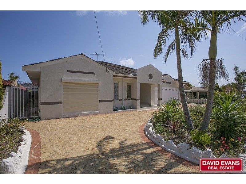 107 Highclere Blvd, Marangaroo WA 6064