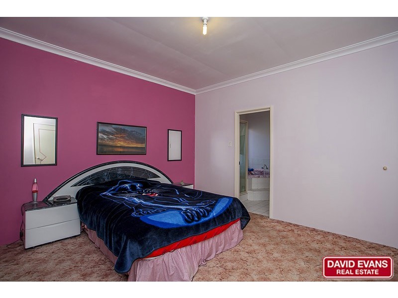 107 Highclere Blvd, Marangaroo WA 6064