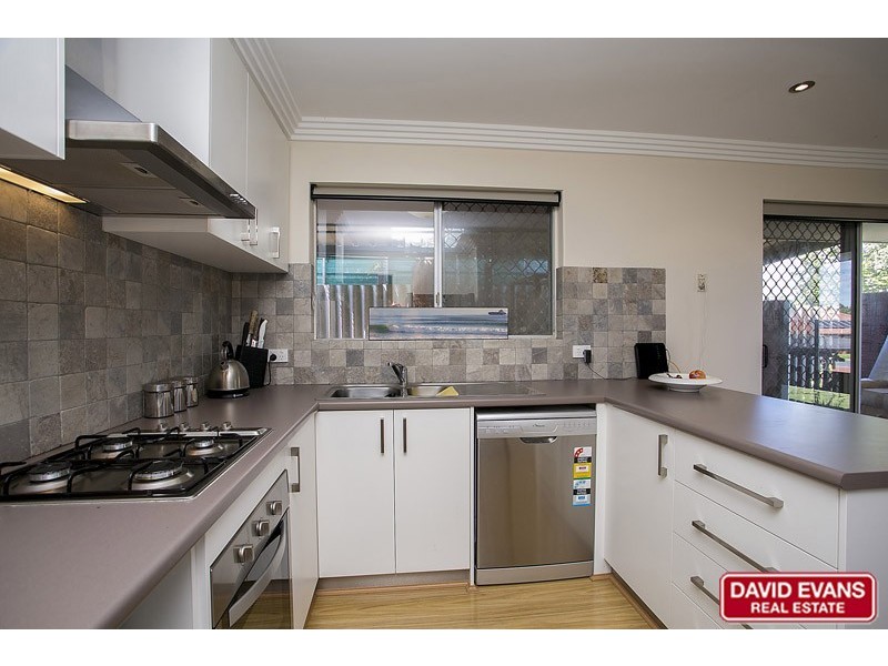 33 Warruga Way, Wanneroo WA 6065