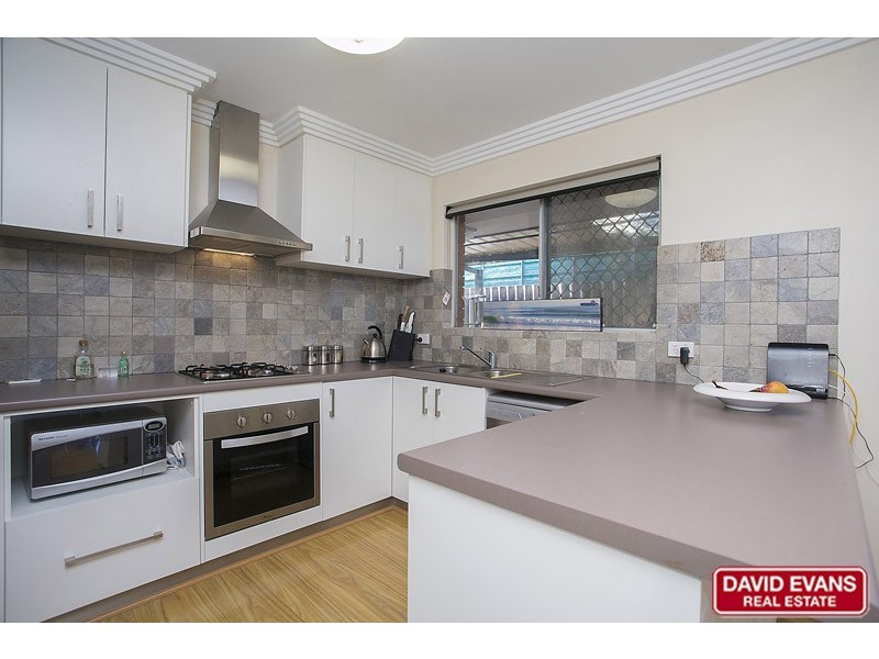 33 Warruga Way, Wanneroo WA 6065
