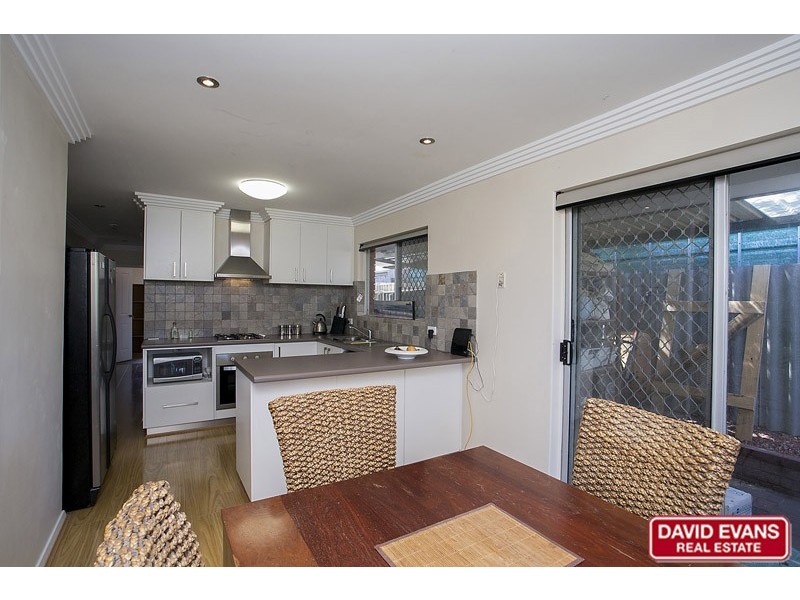 33 Warruga Way, Wanneroo WA 6065