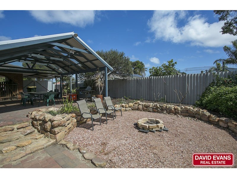 33 Warruga Way, Wanneroo WA 6065