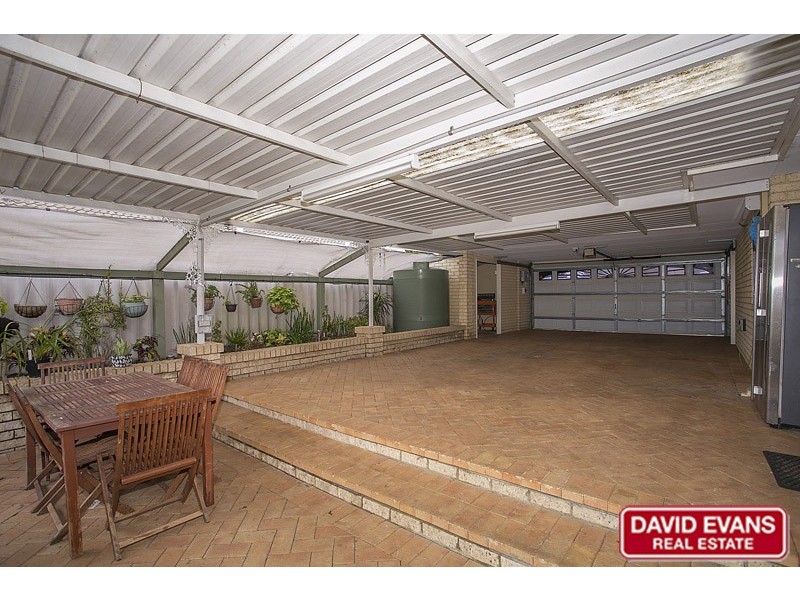 16 Joel Way, Wanneroo WA 6065