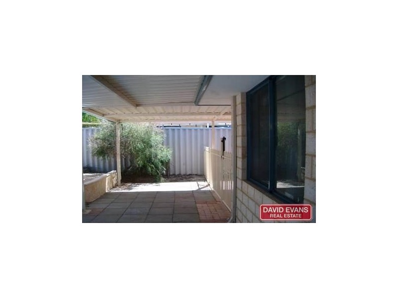 35 Frond Circuit, Banksia Grove WA 6031