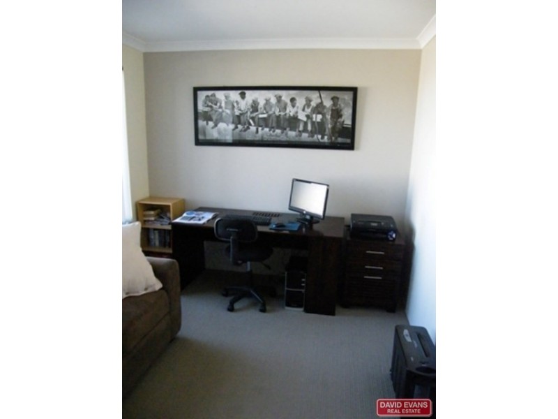 24 Tinsel Street, Yanchep WA 6035