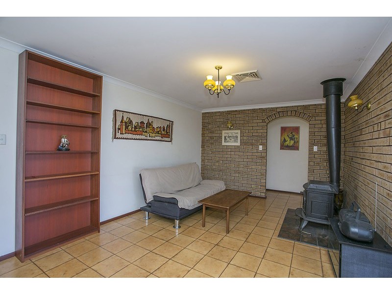 47 Maradu Crescent, Wanneroo WA 6065