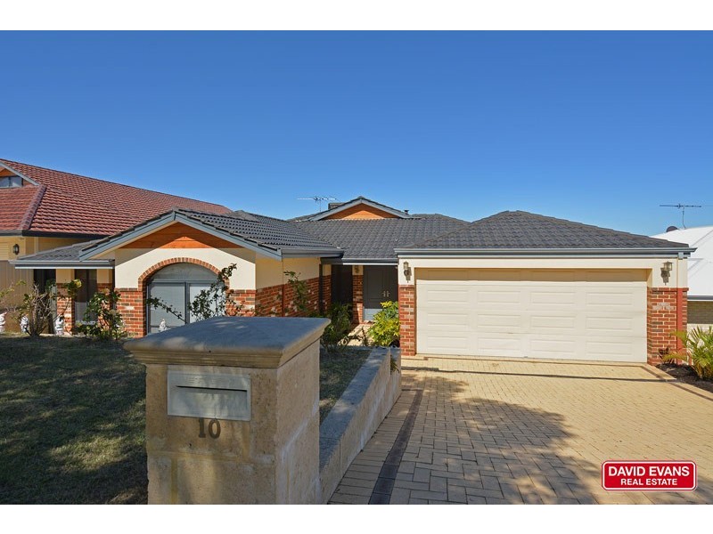 10 Capri Leone Way, Sinagra WA 6065