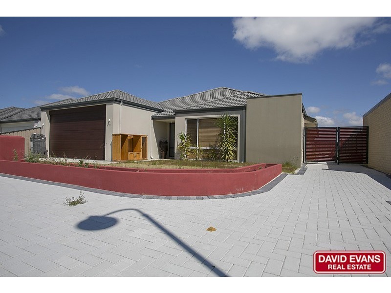 104 Stockholm Road, Wanneroo WA 6065