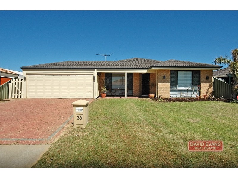 33 Namoi Turn, Merriwa WA 6030