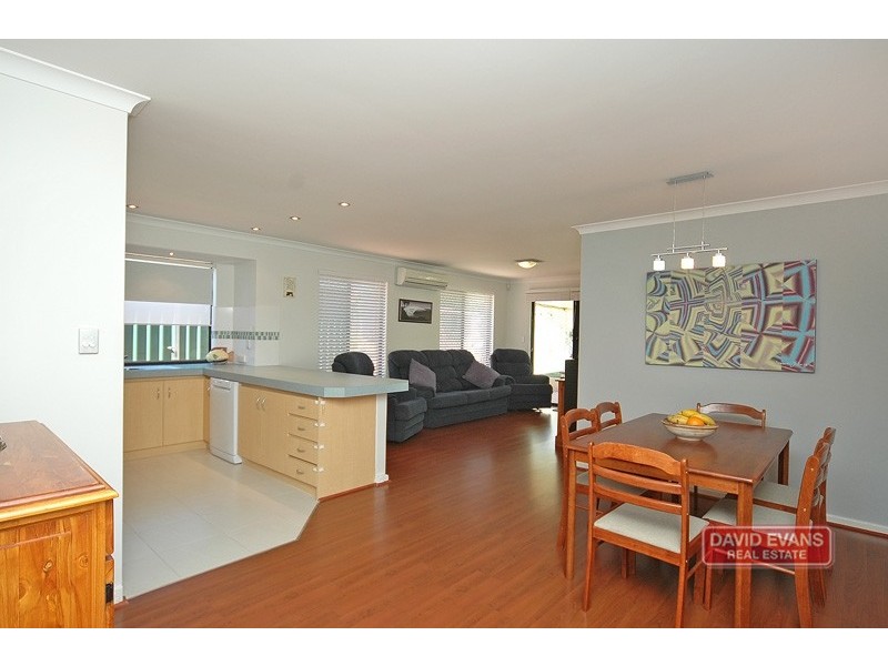 33 Namoi Turn, Merriwa WA 6030