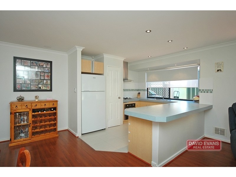 33 Namoi Turn, Merriwa WA 6030