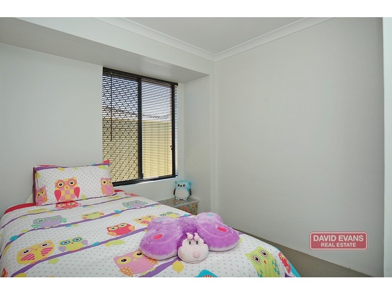 33 Namoi Turn, Merriwa WA 6030