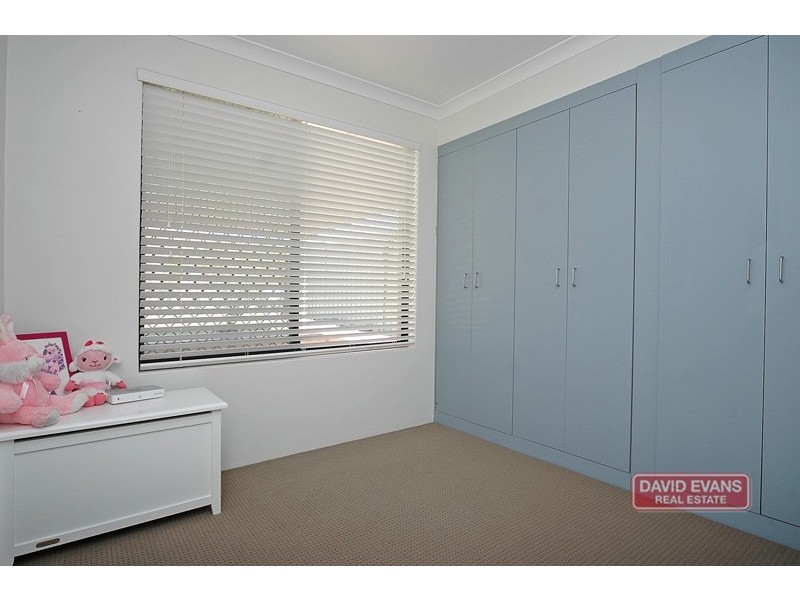 33 Namoi Turn, Merriwa WA 6030