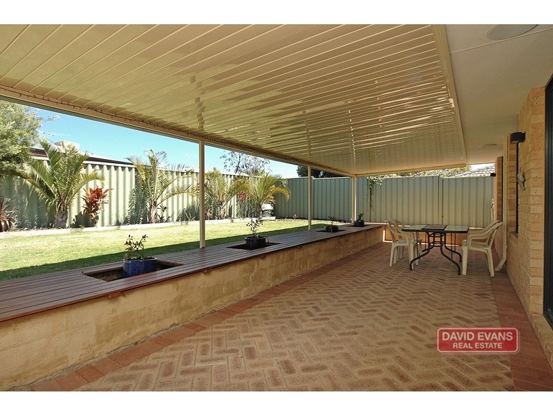 33 Namoi Turn, Merriwa WA 6030