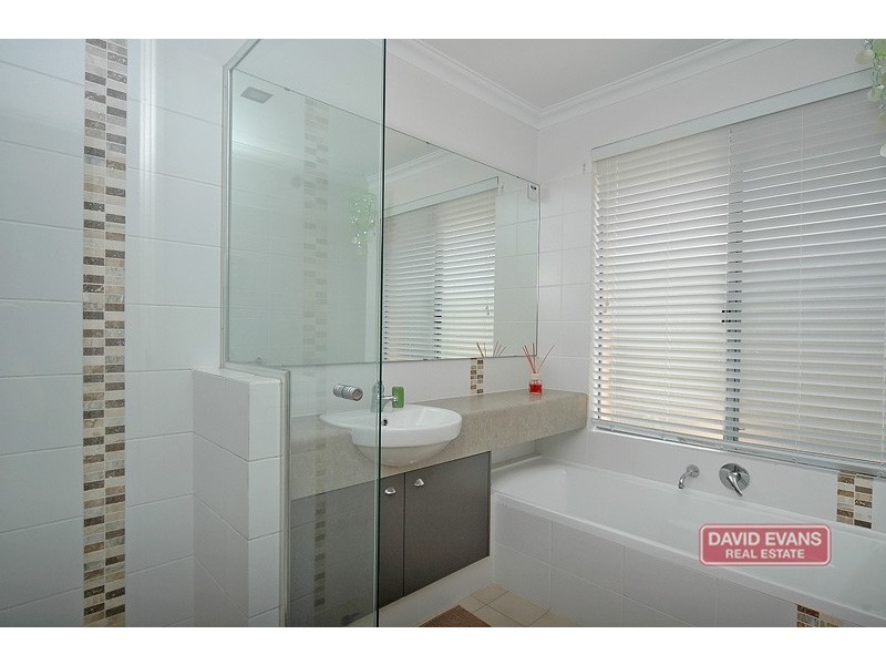 28 San Jose Turn, Merriwa WA 6030