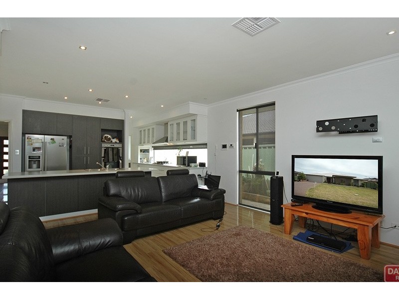 28 San Jose Turn, Merriwa WA 6030