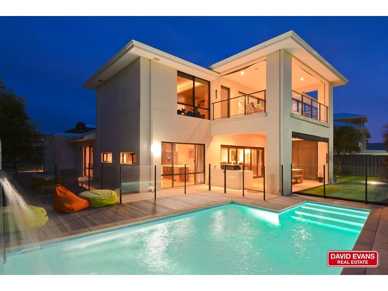 18 Catalina Place, Quinns Rocks WA 6030