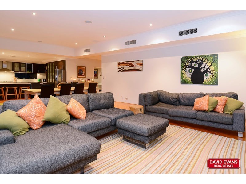 18 Catalina Place, Quinns Rocks WA 6030