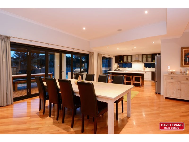 18 Catalina Place, Quinns Rocks WA 6030