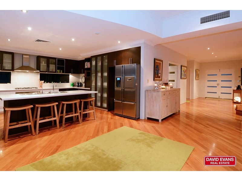 18 Catalina Place, Quinns Rocks WA 6030