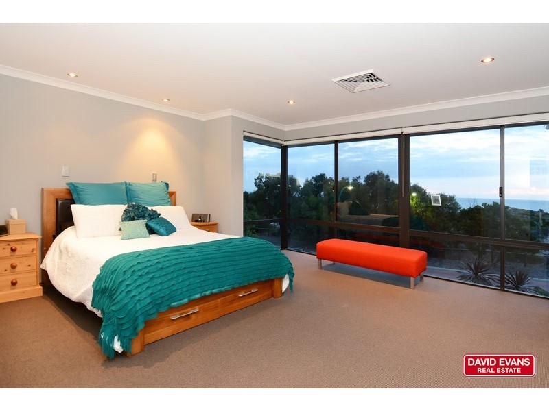 18 Catalina Place, Quinns Rocks WA 6030