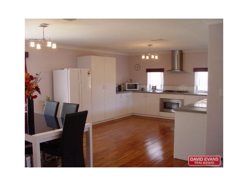 49 Kemp Street, Pearsall WA 6065