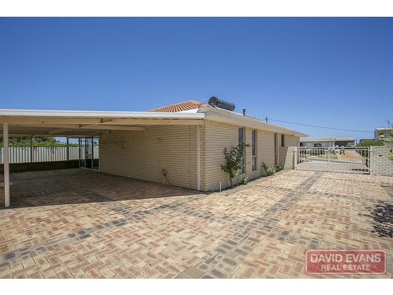 5 Douglas Street, Seabird WA 6042