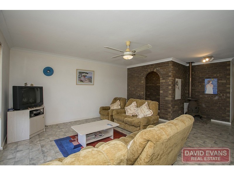 5 Douglas Street, Seabird WA 6042