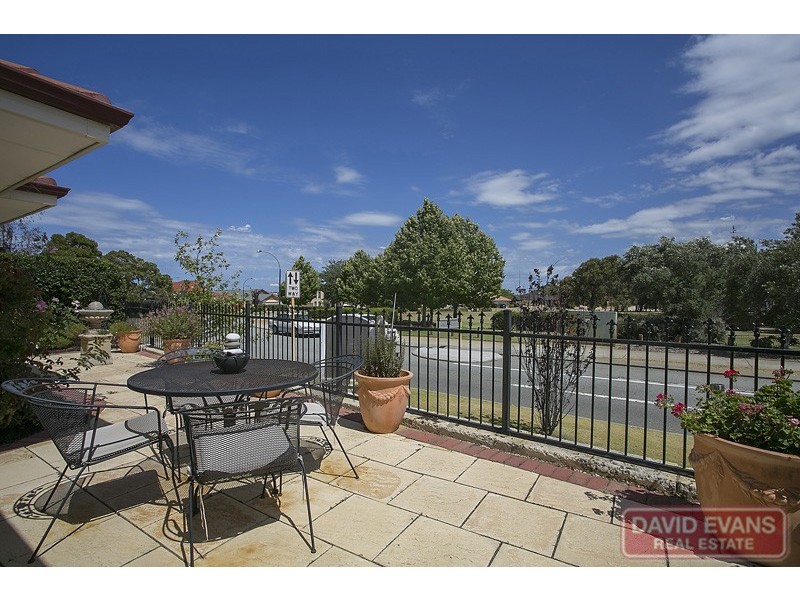 3 Renner Circle, Wanneroo WA 6065