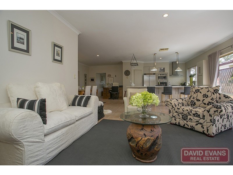 3 Renner Circle, Wanneroo WA 6065