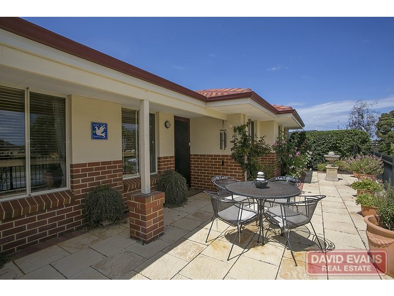 3 Renner Circle, Wanneroo WA 6065