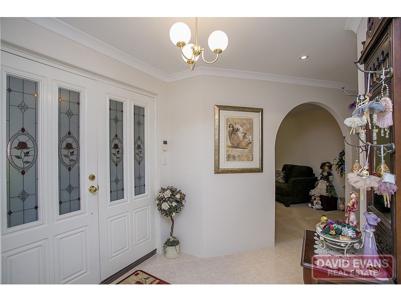 12 Holroyd Link, Wanneroo WA 6065