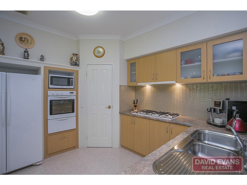 12 Holroyd Link, Wanneroo WA 6065