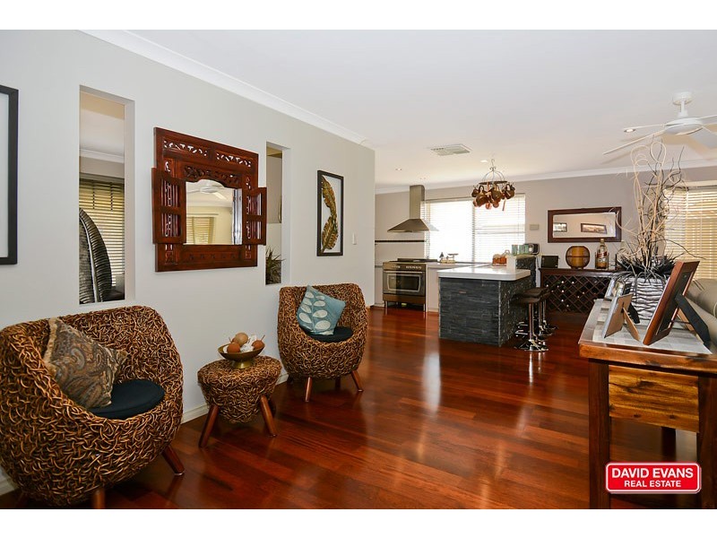 2 Amos Road, Wanneroo WA 6065