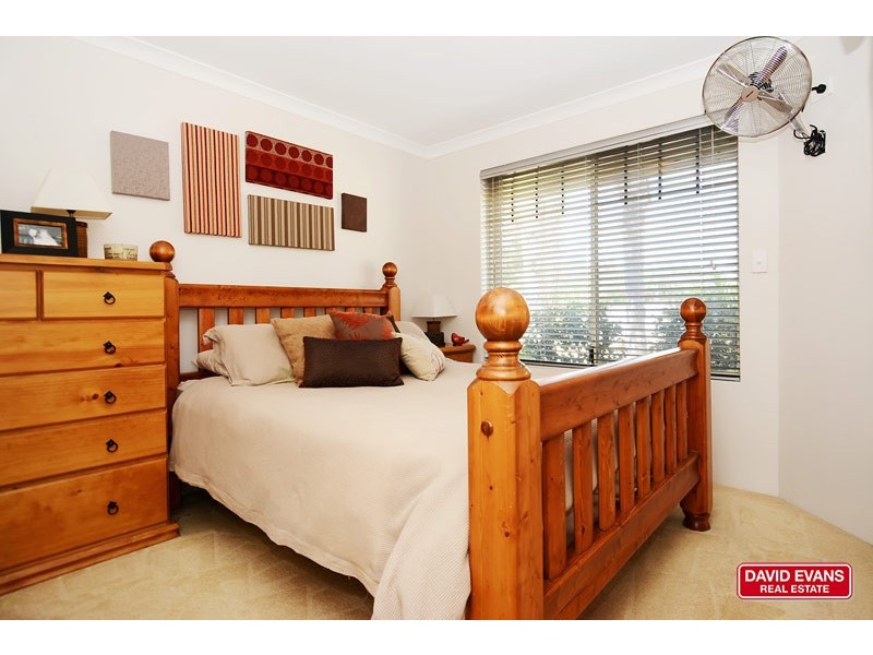 2 Amos Road, Wanneroo WA 6065