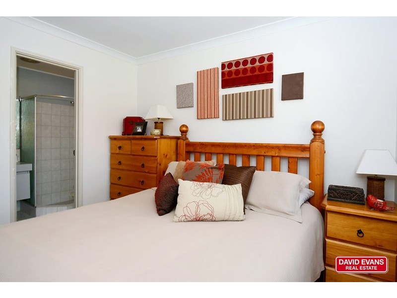 2 Amos Road, Wanneroo WA 6065