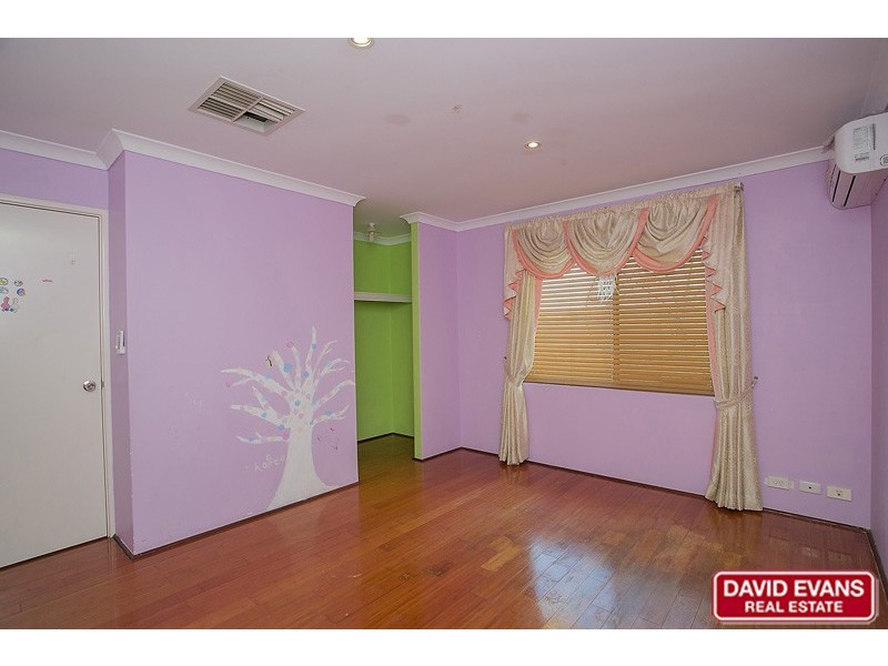 17 Narranbee Ridge, Tapping WA 6065