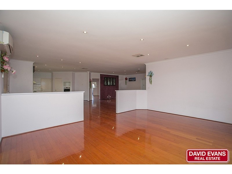 17 Narranbee Ridge, Tapping WA 6065