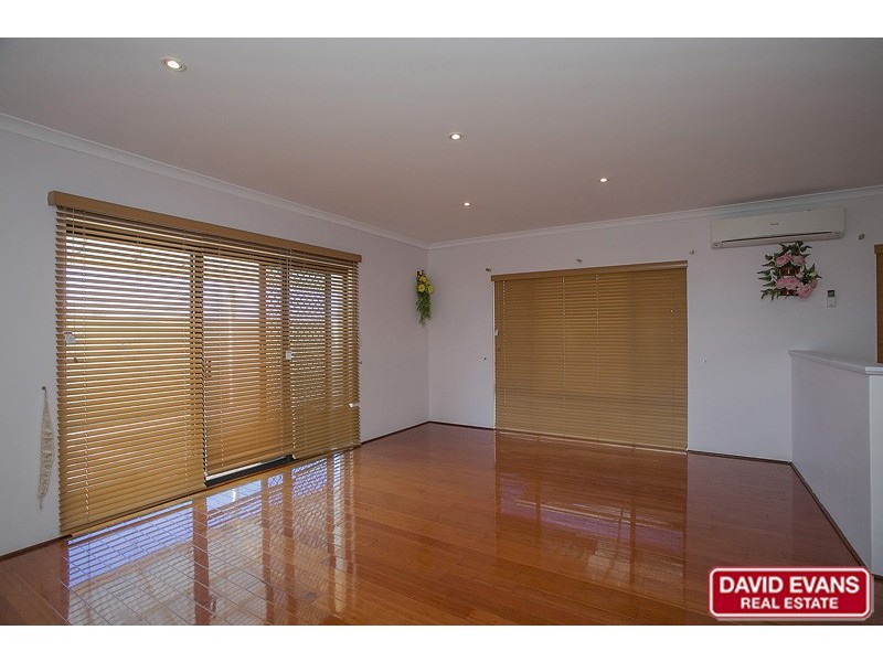 17 Narranbee Ridge, Tapping WA 6065