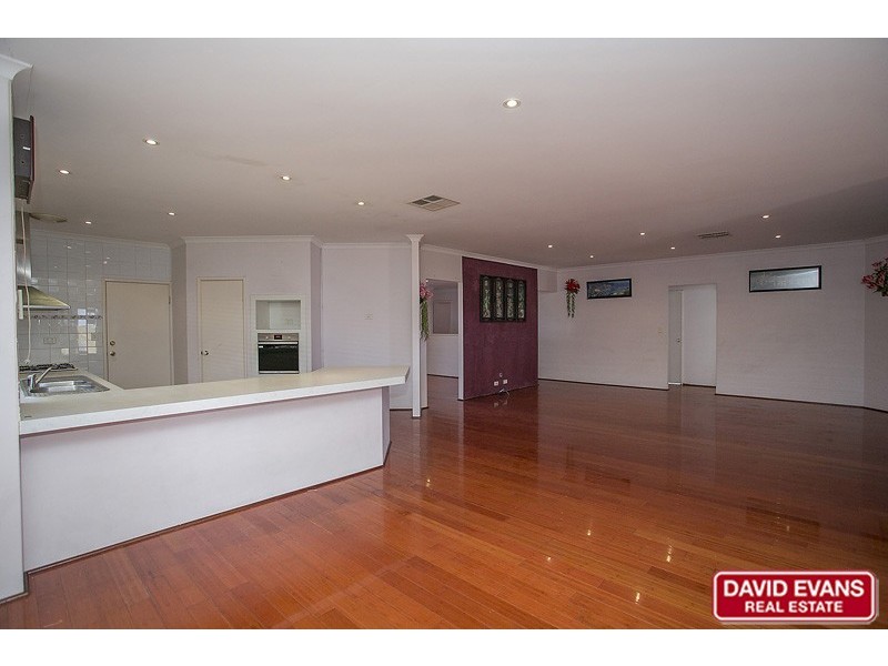 17 Narranbee Ridge, Tapping WA 6065