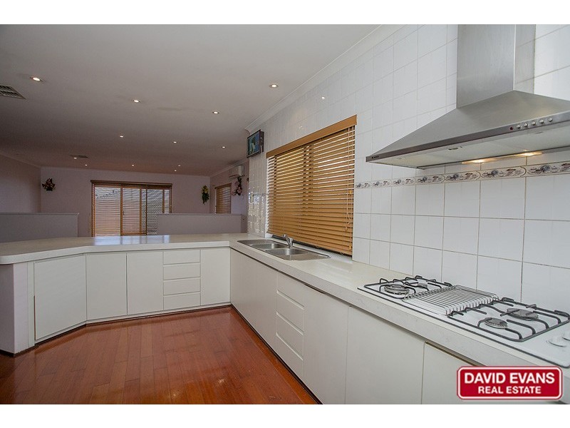 17 Narranbee Ridge, Tapping WA 6065