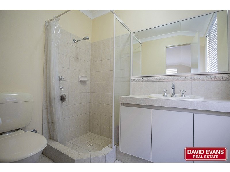 17 Ballard Fairway, Wanneroo WA 6065