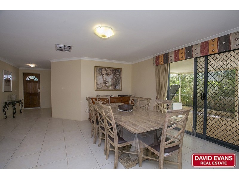 17 Ballard Fairway, Wanneroo WA 6065