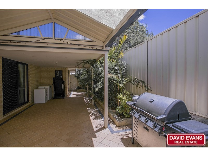 17 Ballard Fairway, Wanneroo WA 6065