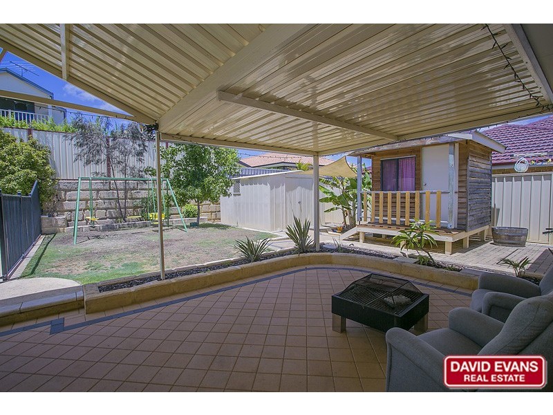 17 Ballard Fairway, Wanneroo WA 6065