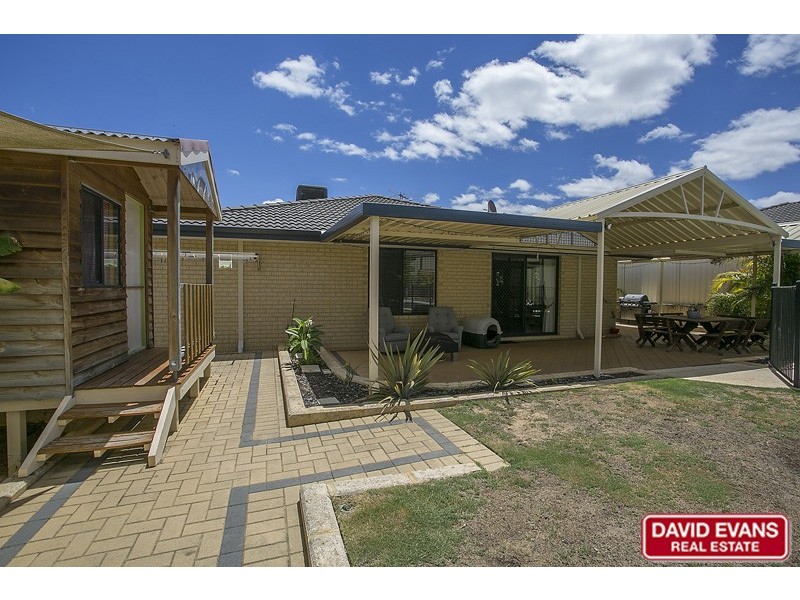 17 Ballard Fairway, Wanneroo WA 6065