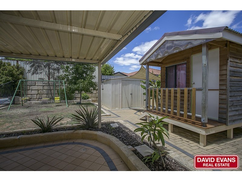 17 Ballard Fairway, Wanneroo WA 6065
