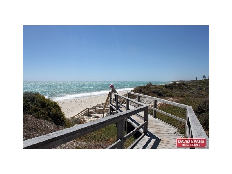 117/1 Williams Way, Seabird WA 6042